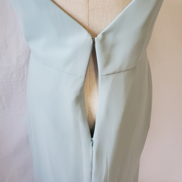 Jim Hjelm Occasions Chiffon Gown - Picture 9 of 12